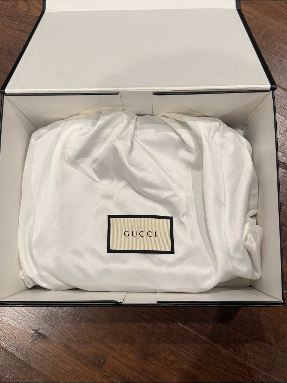 Gucci Soho Disco Crossbody Bag - Picture 2 of 11